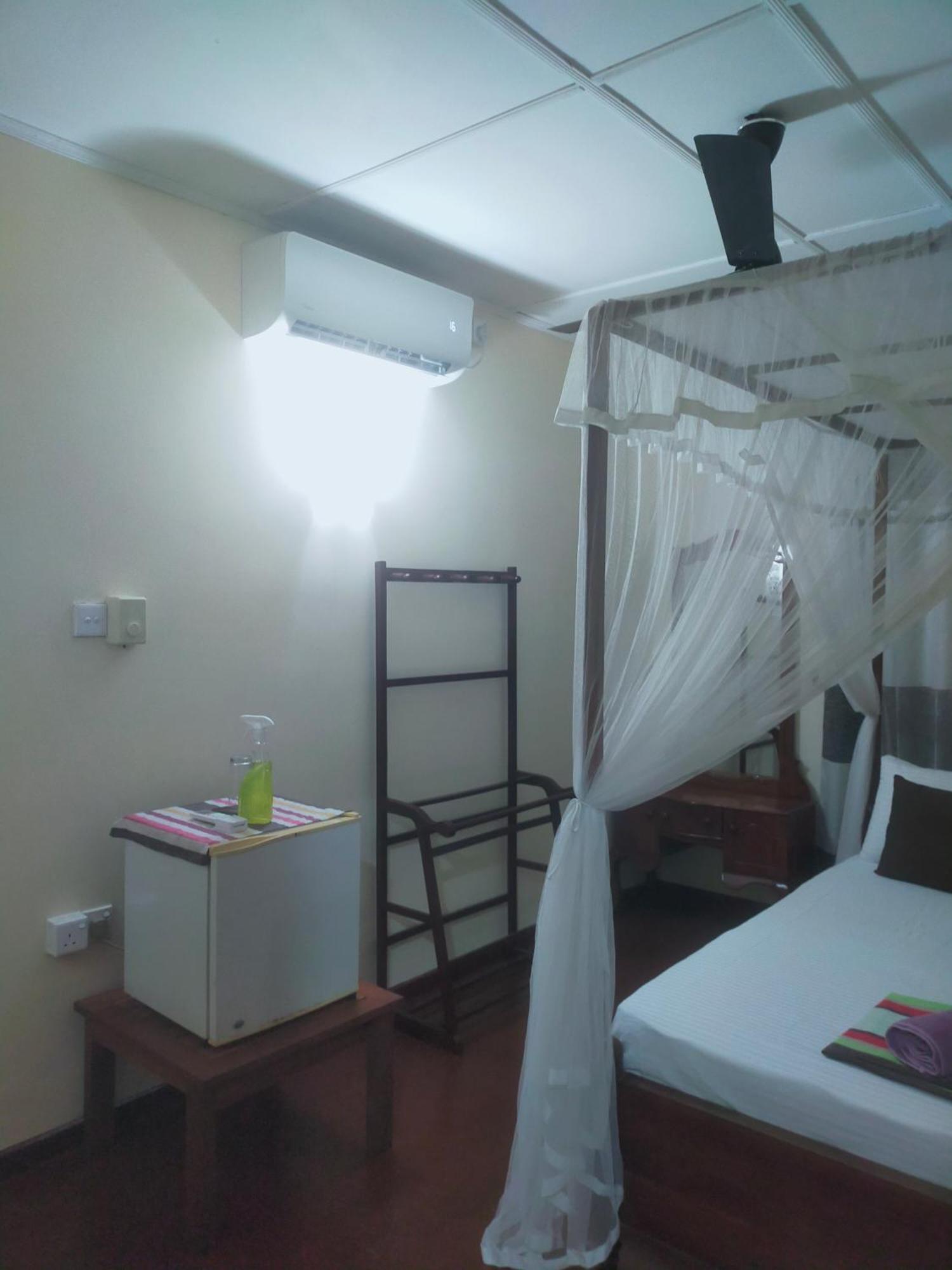 Lasindu Guest อาฮานกามา ภายนอก รูปภาพ